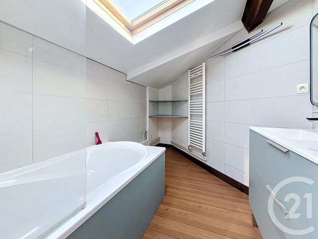 Appartement F3 à louer - 3 pièces - 78.51 m2 - NANCY - 54 - LORRAINE - Century 21 Joël Pierre Immobilier