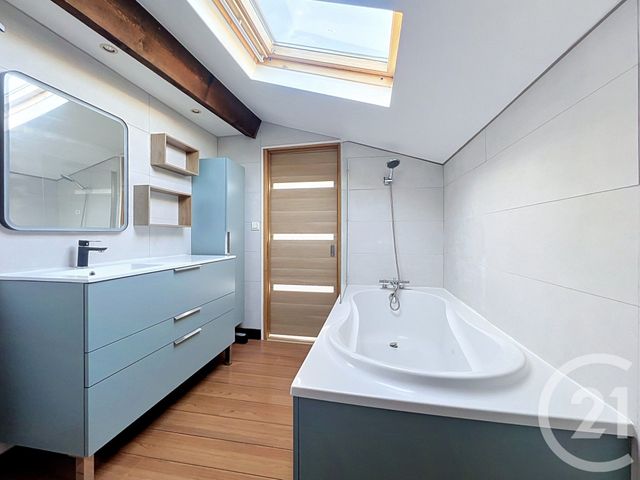 Appartement F3 à louer - 3 pièces - 78.51 m2 - NANCY - 54 - LORRAINE - Century 21 Joël Pierre Immobilier