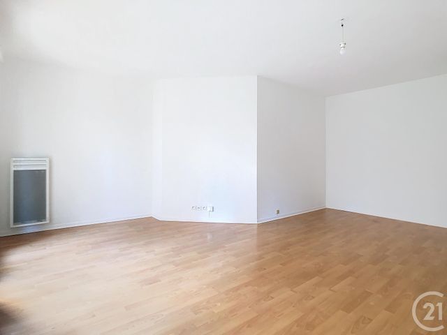 Appartement F3 à louer - 3 pièces - 66.26 m2 - NANCY - 54 - LORRAINE - Century 21 Joël Pierre Immobilier