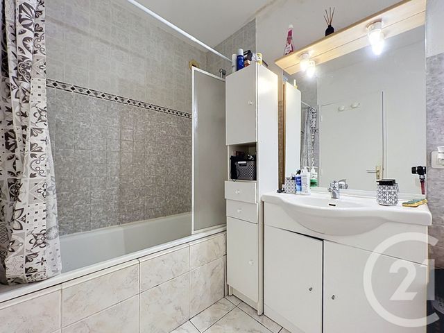 Appartement F3 à louer - 3 pièces - 73.44 m2 - NANCY - 54 - LORRAINE - Century 21 Joël Pierre Immobilier
