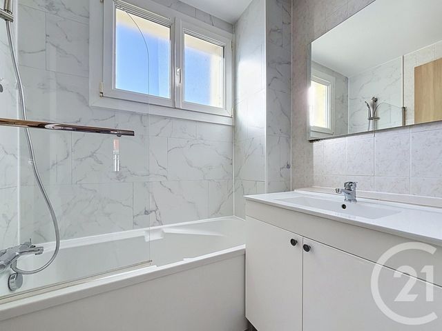 Appartement F5 à vendre - 5 pièces - 77.5 m2 - NANCY - 54 - LORRAINE - Century 21 Joël Pierre Immobilier