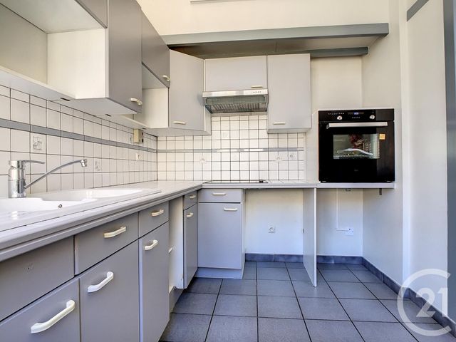 Appartement F2 à louer - 2 pièces - 56.23 m2 - NANCY - 54 - LORRAINE - Century 21 Joël Pierre Immobilier
