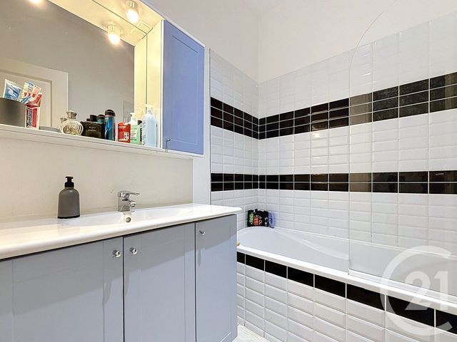 Appartement F3 à vendre - 3 pièces - 59.8 m2 - NANCY - 54 - LORRAINE - Century 21 Joël Pierre Immobilier