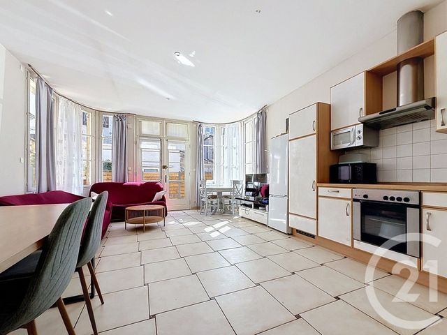 Appartement F3 à vendre - 3 pièces - 59.8 m2 - NANCY - 54 - LORRAINE - Century 21 Joël Pierre Immobilier