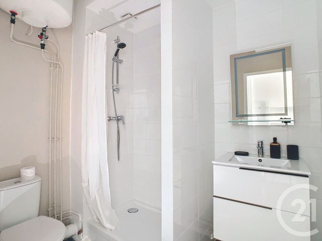Appartement F2 à louer - 2 pièces - 25.0 m2 - NANCY - 54 - LORRAINE - Century 21 Joël Pierre Immobilier