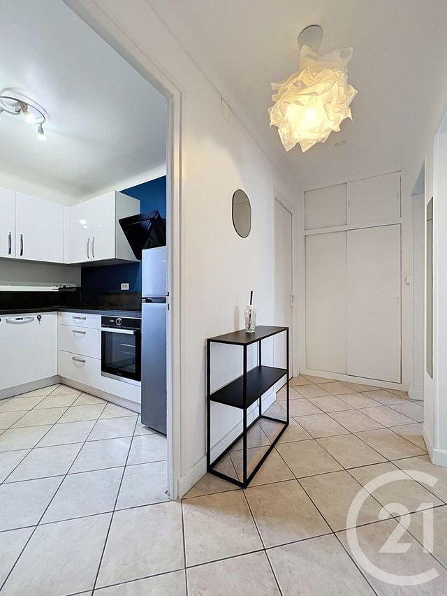 Appartement F3 à louer - 3 pièces - 57.02 m2 - NANCY - 54 - LORRAINE - Century 21 Joël Pierre Immobilier