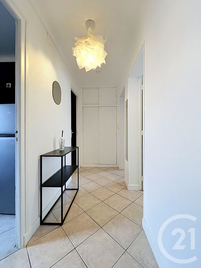 Appartement F3 à louer - 3 pièces - 57.02 m2 - NANCY - 54 - LORRAINE - Century 21 Joël Pierre Immobilier