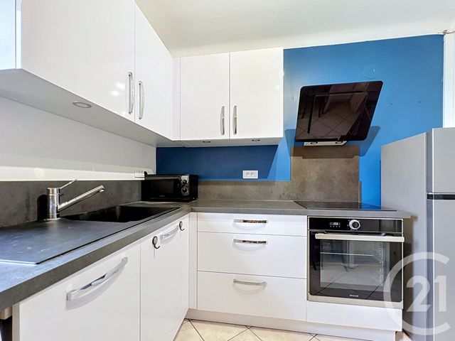 Appartement F3 à louer - 3 pièces - 57.02 m2 - NANCY - 54 - LORRAINE - Century 21 Joël Pierre Immobilier