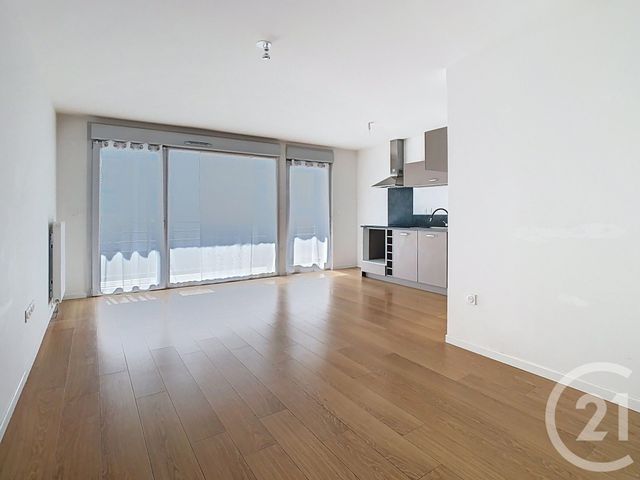 Appartement F3 à louer - 3 pièces - 61.72 m2 - NANCY - 54 - LORRAINE - Century 21 Joël Pierre Immobilier