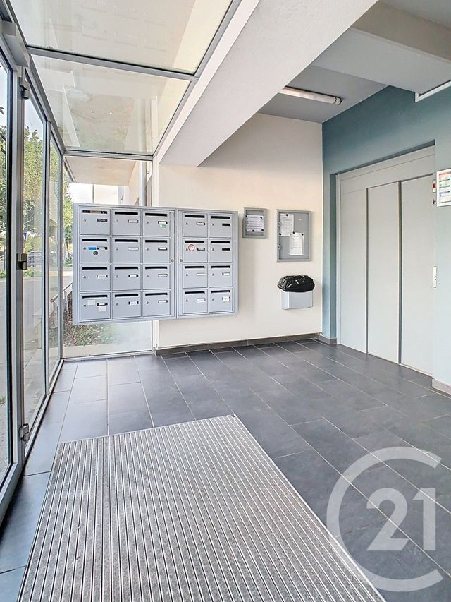 Appartement F3 à louer - 3 pièces - 61.72 m2 - NANCY - 54 - LORRAINE - Century 21 Joël Pierre Immobilier