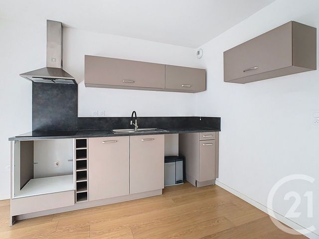 Appartement F3 à louer - 3 pièces - 61.72 m2 - NANCY - 54 - LORRAINE - Century 21 Joël Pierre Immobilier