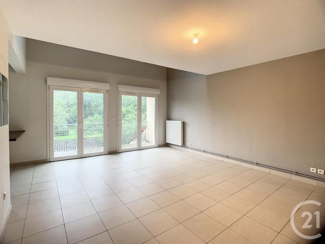 Appartement Duplex à louer LAY ST CHRISTOPHE