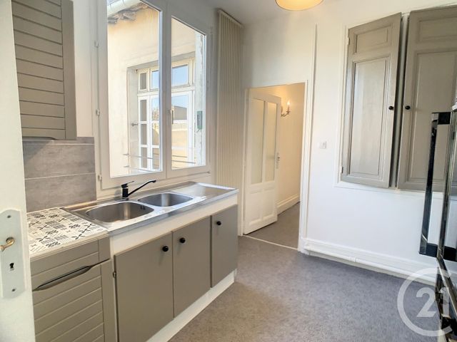 Appartement F3 à louer - 3 pièces - 60.4 m2 - NANCY - 54 - LORRAINE - Century 21 Joël Pierre Immobilier