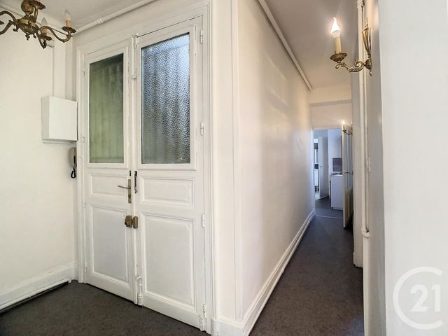 Appartement F3 à louer - 3 pièces - 60.4 m2 - NANCY - 54 - LORRAINE - Century 21 Joël Pierre Immobilier